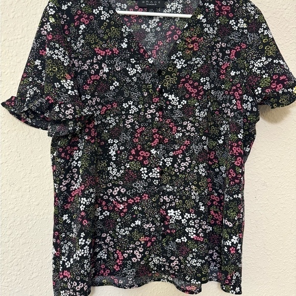 Floral Pattern Top - Picture 3 of 3